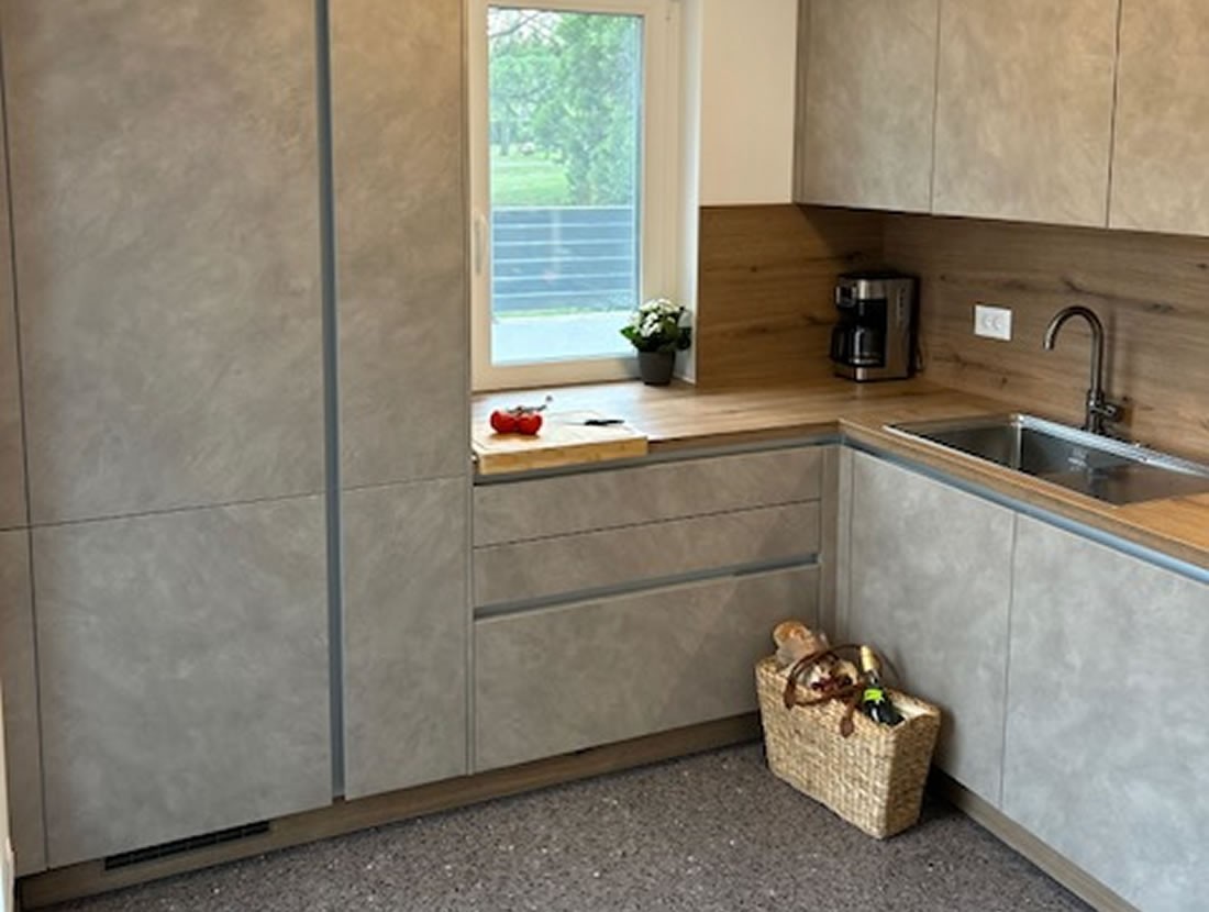 Geräumige Küche im Selbstversorgerhaus