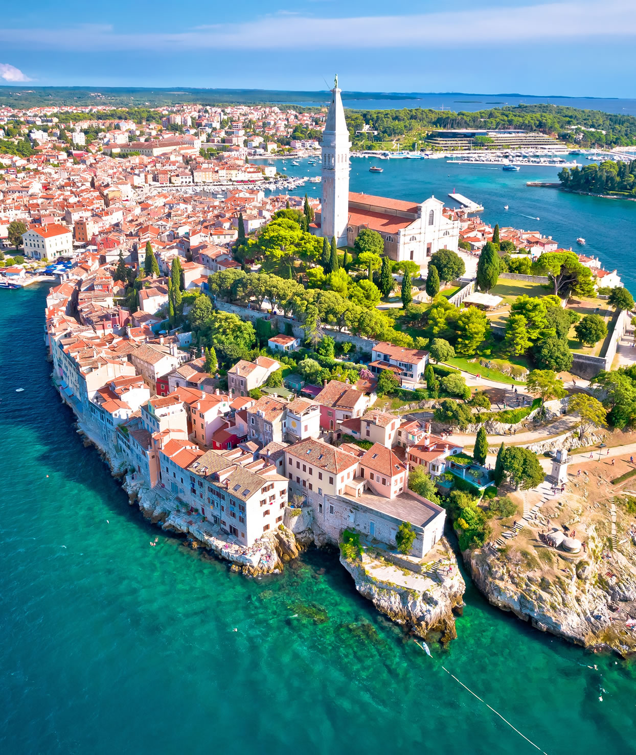 Immobilien mieten und Kaufen mit Hochwimmer Invest © Shutterstock